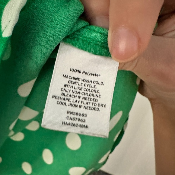 Green and White Polka Dot Summer Top - Picture 4 of 5